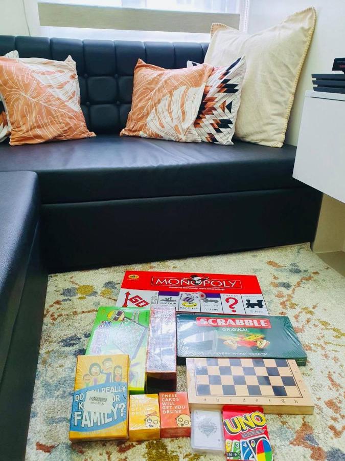 2 Bedroom Condo Vine Residences Quezon City With Pool Wifi Karaoke Board Games Netflix Extérieur photo