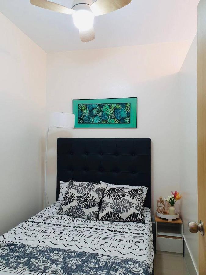 2 Bedroom Condo Vine Residences Quezon City With Pool Wifi Karaoke Board Games Netflix Extérieur photo